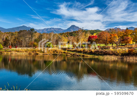 原村 自然文化園 まるやち湖に映る八ヶ岳と秋空 原村 自然文化園 まるやち湖に映る八ヶ岳と秋空 59509670