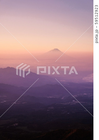 夜明けの富士山 (赤岳山頂より) 夜明けの富士山 (赤岳山頂より) 59512923