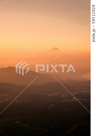 夜明けの富士山 (赤岳山頂より) 夜明けの富士山 (赤岳山頂より) 59512928