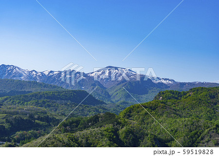 焼石岳 焼石連峰 火山 ダム湖 胆沢ダム 焼石岳 焼石連峰 火山 ダム湖 胆沢ダム 59519828