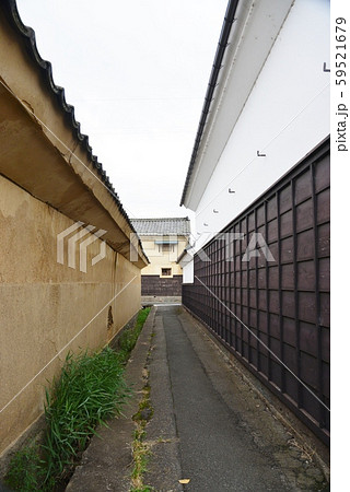 土蔵壁の間の田廻り小路 土蔵壁の間の田廻り小路 59521679