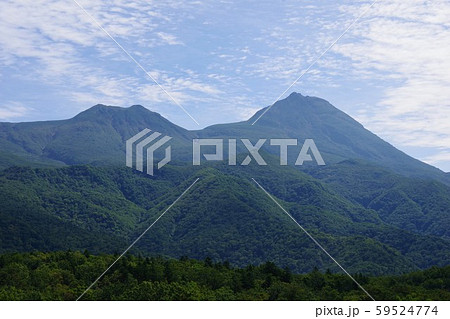 北海道　知床連山（羅臼岳・三ツ峰） 59524774