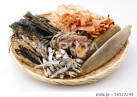昆布　焼きあご　煮干し　乾しいたけ　鰹削り節　枯本節　盛り合わせ 59527240