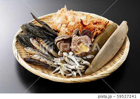 昆布　焼きあご　煮干し　乾しいたけ　鰹削り節　枯本節　盛り合わせ 59527241