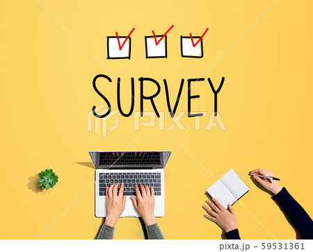 Survey with people working together 59531361