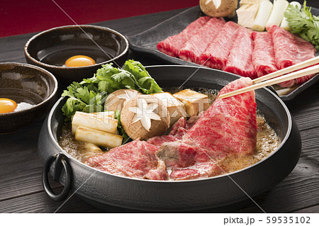 すき焼き 59535102