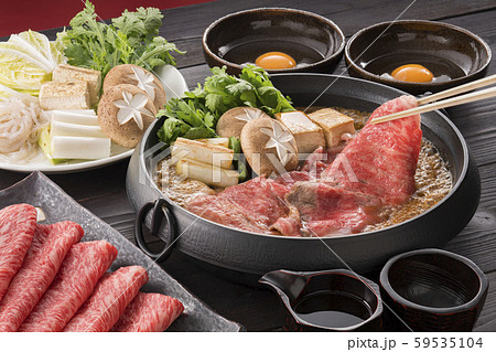 すき焼き 59535104