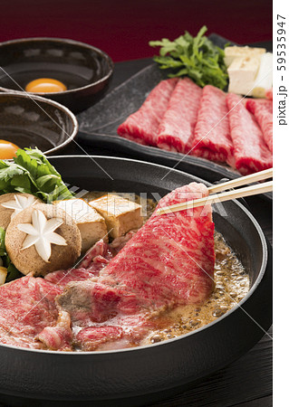すき焼き 59535947