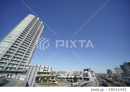 日本の横浜都市景観 長津田駅前のタワーマンションなどを望む 日本の横浜都市景観 長津田駅前のタワーマンションなどを望む 59541492
