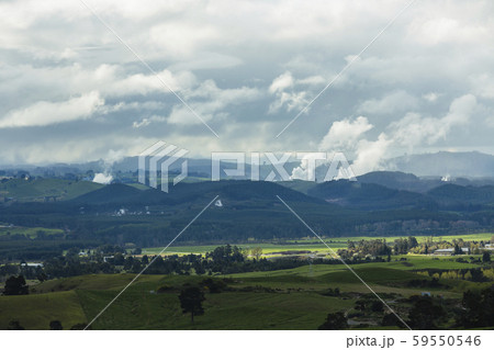 ニュージーランド タウポ タウハラ山から見える風景 ニュージーランド タウポ タウハラ山から見える風景 59550546