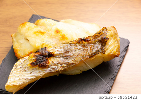 鯛の塩焼き。 59551423