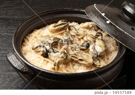 土鍋の牡蠣ご飯 土鍋の牡蠣ご飯 59557589