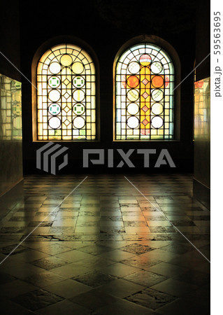 アレクサンドル・ネフスキー大聖堂のステンドグラス アレクサンドル・ネフスキー大聖堂のステンドグラス 59563695