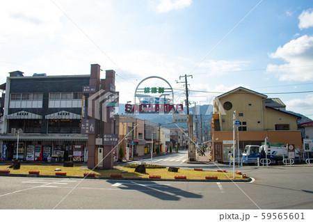 相模湖駅のロータリー（神奈川県相模原市） 59565601