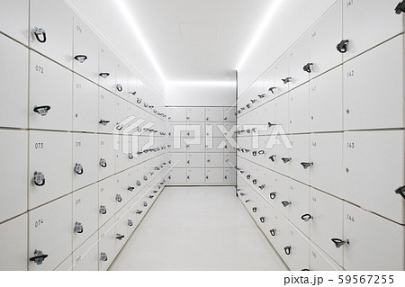 コインロッカー White and cool contemporary coin locker コインロッカー White and cool contemporary coin locker 59567255