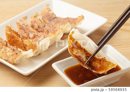 焼き餃子 焼き餃子 59568935