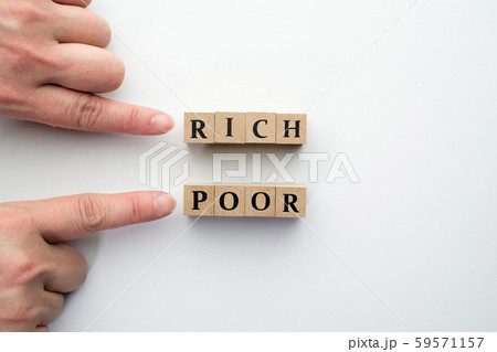 イメージ　リッチ　プア 59571157
