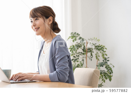 女性　カジュアルビジネス 59577882