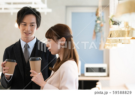 婚活　初デート　男女 59588829