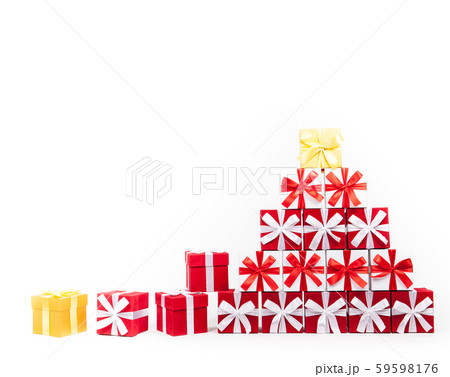 Christmas gift boxes in the shape of a Christmas tree pyramid Isolated on white Christmas gift boxes in the shape of a Christmas tree pyramid Isolated on white 59598176