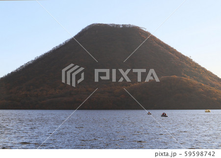 榛名山と榛名湖 59598742