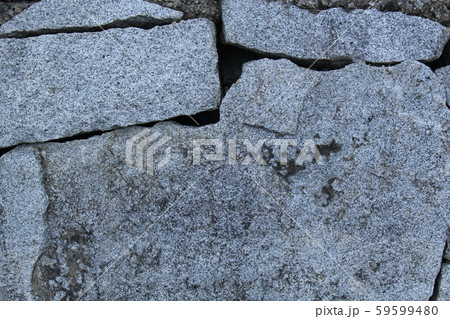 荒い岩肌 荒い岩肌 59599480