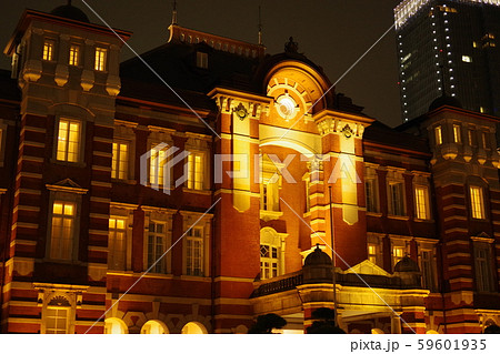 夜の東京駅 59601935
