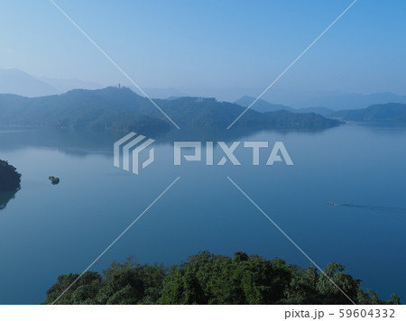 台湾・朝の日月潭 / Sun Moon Lake, Nantou, Taiwan 59604332