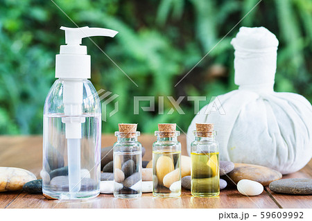 Thai Spa massage  with herbal compress ball 59609992