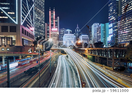 Busy traffic in modern city 59611000