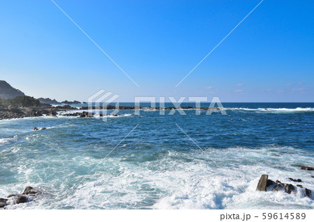 越前海岸　鉾島 59614589