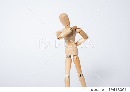 肩こりのポーズ 肩こりのポーズ 59618061