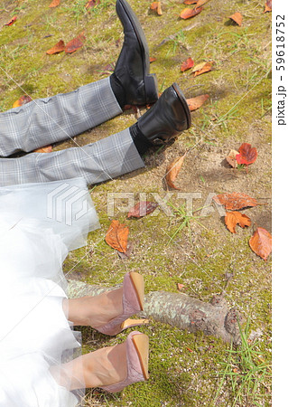 新郎新婦の足元 新郎新婦の足元 59618752