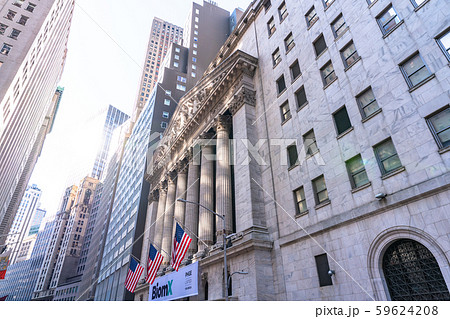 《ニューヨーク》ニューヨーク証券取引所・ウォール街 59624208
