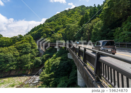 栃木県那須塩原市　塩原温泉　弁天大橋　（8月）　車 59624870