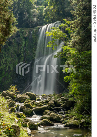 桜滝(大分県日田市天ヶ瀬) 桜滝(大分県日田市天ヶ瀬) 59624902