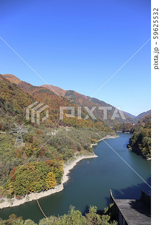 水殿ダムの堤体から梓川を望む 水殿ダムの堤体から梓川を望む 59625532