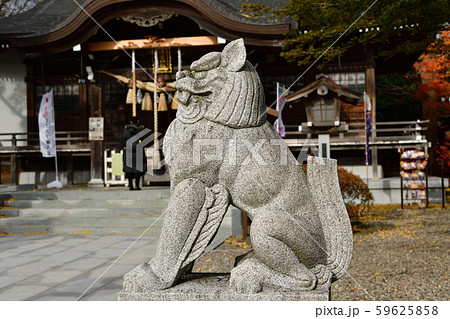 晩秋の北海道函館市湯の川で湯倉神社の境内の風景を撮影 晩秋の北海道函館市湯の川で湯倉神社の境内の風景を撮影 59625858