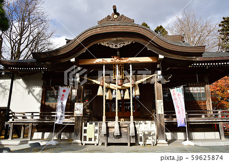 晩秋の北海道函館市湯の川で湯倉神社の境内の風景を撮影 晩秋の北海道函館市湯の川で湯倉神社の境内の風景を撮影 59625874