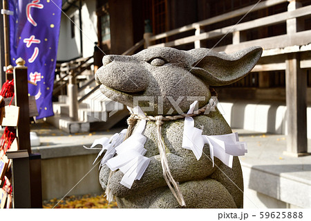 晩秋の北海道函館市湯の川で湯倉神社の境内の風景を撮影 晩秋の北海道函館市湯の川で湯倉神社の境内の風景を撮影 59625888