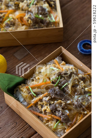 牛肉と卵の他人丼 牛肉と卵の他人丼 59628222