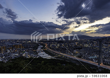 池田市五月山の秀望台からの夕景 池田市五月山の秀望台からの夕景 59631068