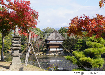 岡山県津山市にある回遊式日本庭園「衆楽園」:紅葉と風月軒 岡山県津山市にある回遊式日本庭園「衆楽園」:紅葉と風月軒 59632562