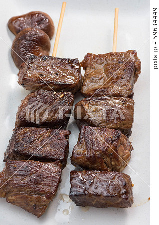 牛肉の串焼き 牛肉の串焼き 59634449