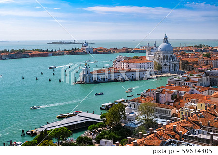 ベネチア サン・マルコ広場、鐘楼からの眺め  サンタ・マリア・デッラ・サルーテ聖堂 59634805