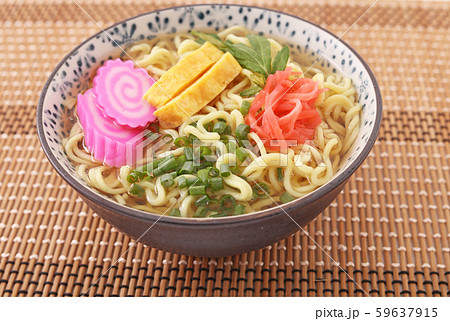 沖縄料理の沖縄そば 59637915