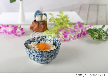 一膳の卵かけご飯 一膳の卵かけご飯 59645751