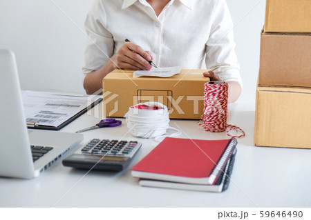 Young entrepreneur SME receive order client and Young entrepreneur SME receive order client and 59646490