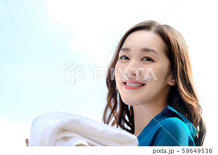 主婦　家事　洗濯 59649536