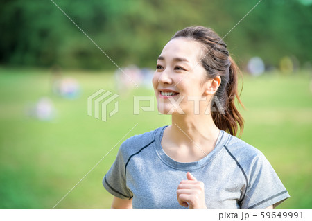 女性 スポーツ ジョギング ランニング トレーニング 女性 スポーツ ジョギング ランニング トレーニング 59649991